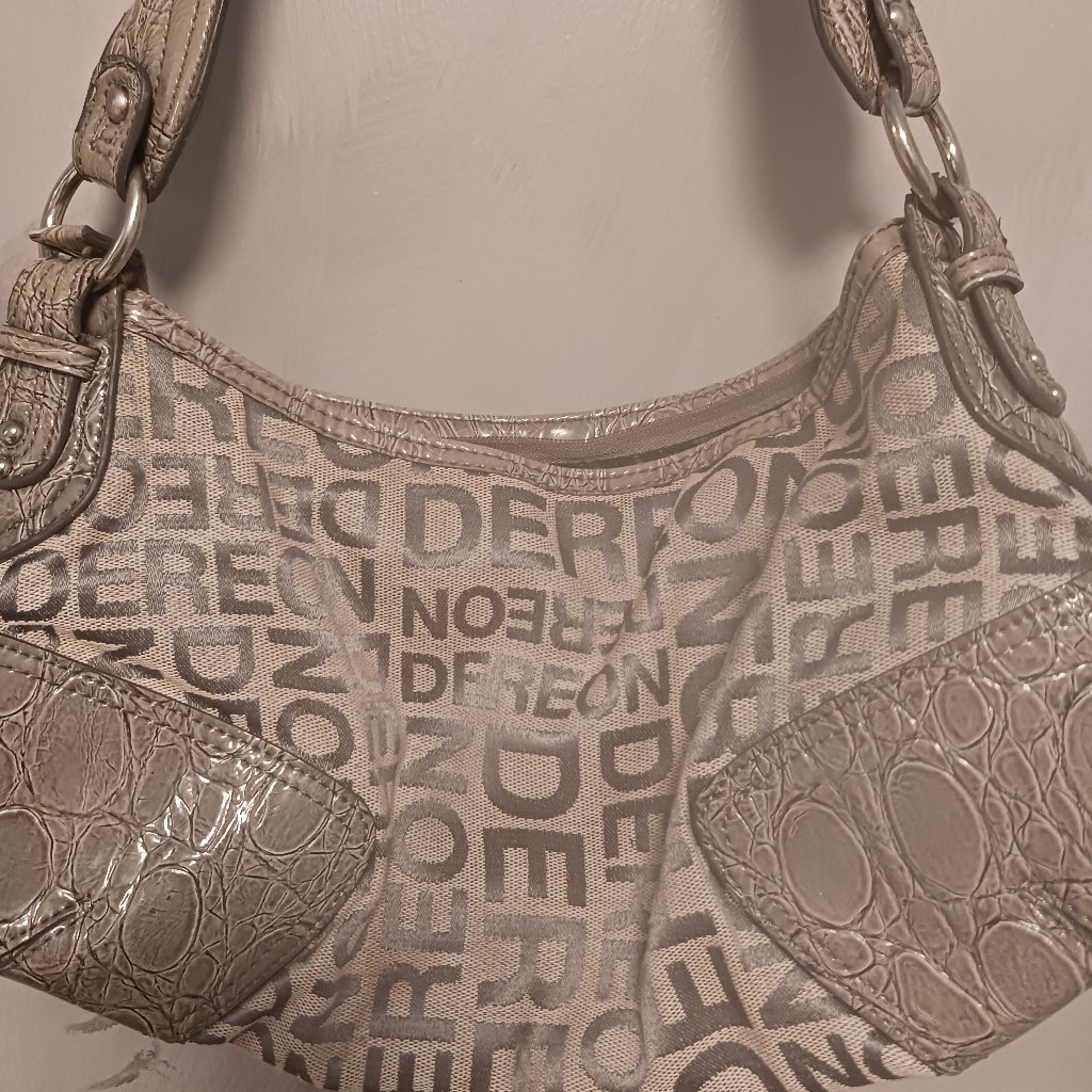Dereon Satchel